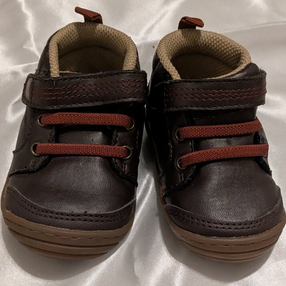 Stride Rite Remington boy shoe size 3...like new